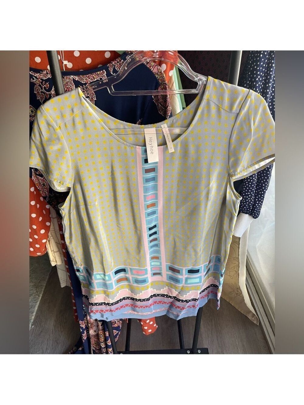 Women's Vibrant Short Sleeve Top